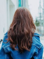 カラーサロンビスカリア 相模原エリア 淵野辺駅店(Color salon Biscaria)&nbsp;センター分けウェーブ