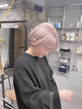 ペレ 渋谷(PELE) YU84_ペールピンク ブリーチ3回~