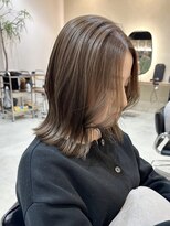 ヒビヲ(HIBIO) ショートボブワンブリーチカラー脱白髪染めハイライトローライト