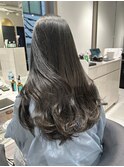 オリーブベージュ前髪レイヤーカットイメチェンこなれミディヘア