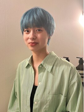 トゥコ(tuco) ペールブルー マッシュショート 青カラー ブリーチ