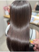 まとまらない癖毛も「Lisオリジナル美髪矯正で艶々に☆」