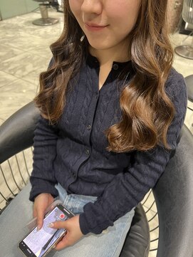 アピッシュ ギンザ(apish ginza) コテ巻きパーマ/ロングパーマ/デジタルパーマ/前髪パーマ