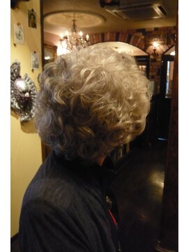 ルーネラパン(LUNELAPIN) エレガントシルバーウエーブ