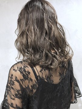 エイトセカンド 新宿三丁目店(EIGHT second) 【EIGHT second】牧瀬_シアグレー×セミディ