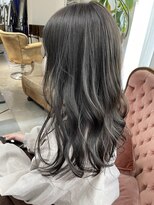 エマ(emma)&nbsp;ワンカラーでつくる透明感カラー！