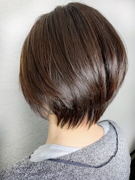 ヘアサロン アティリー(Hair Salon Attirer) 西梅田/ボブ/グレーベージュ/白髪ぼかし【Attirer飯田裕之】