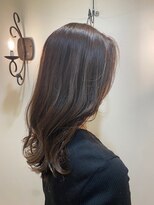 エムズキュラティフ(e'mZ Curatif) 柔らかマロンベージュロングヘア