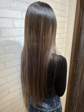 リレイス 四日市(RELACE) グラデーションカラー