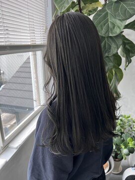 ティティ(TiTi) ブリーチなしカラー[TiTi_福田りの]