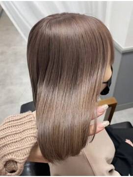 チィ(chee.) ダブルカラー