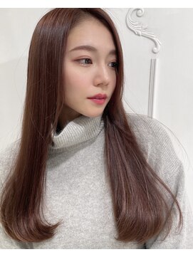 ラベスト バイ セロ 池袋メトロポリタン前(LOVEST by CERO) ロング/アッシュベージュ［池袋駅 髪質改善 弱酸性縮毛矯正］