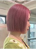 ピンクベージュ×ボブ