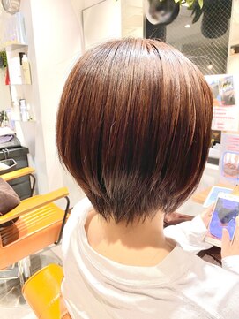 ヌク(NUK) ショートスタイルでも可能!髪質改善!縮毛矯正!