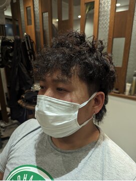 ヴィシュヌヘアー Visnu Hair メンズツーブロックウルフ