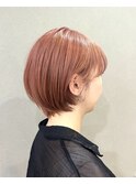 コーラルピンク×ショートカット
