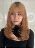 ハイライトカラーミルクティーベージュレイヤーカット
