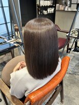 インス(ensue)&nbsp;20代30代40代髪質改善カラーアッシュベージュ艶感ストレート