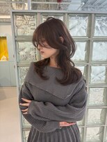 クリム(qulim)&nbsp;色気レイヤー×ワンブリーチで作る透明感グレージュ