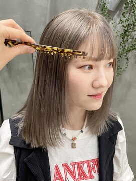 トゥコ(tuco) ブリーチ1回　ベージュ　ミルクティー　ブロンド　透明感