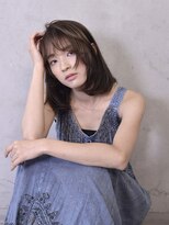 コイ(coii)&nbsp;アッシュブラウン/赤味消し透明感カラー/小顔顔周りレイヤー