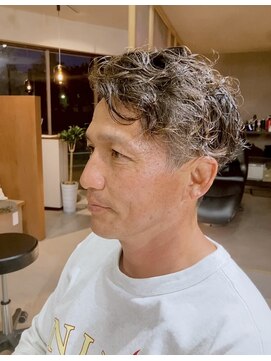 カミトヒト メンズパーマスタイル