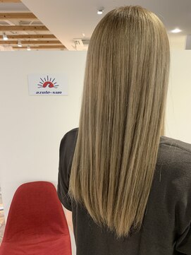 アズールサン 草加西口店(azule-sun) ミルクティーベージュ,ダブルカラー,ブリーチ