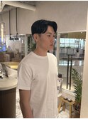 刈り上げセンターパートショート短め