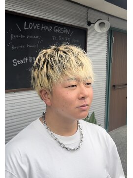 ラブヘアーグリーン(LOVEHAIRGREeN) 金髪ブリーチ