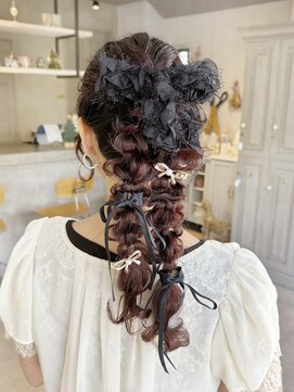 カシュカシュ 表参道(cache cache) 結婚式参列お呼ばれツイン編み下ろしヘアセットヘアアレンジ