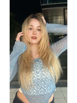 ソレイユトウキョウシブヤ(SOLEIL TOKYO shibuya) ロングレイヤーザクザクレイヤー外国人風ゴールドベージュ