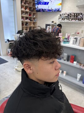 キューカンバー(CUCUMBER) スペインカール　メンズ