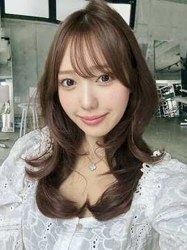 エインアンリー 明治神宮前(AIN.ANLY.) スモーキーカラーミルクティーブロンドシャギーカットレイヤー