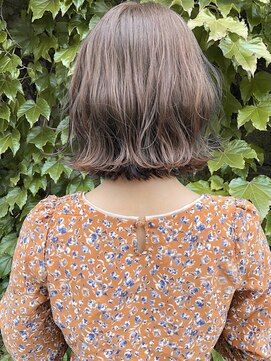 ルティア(Lutia) 切りっぱなし グレージュ！