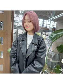 ノア(NOA by KENJE) ピンクカラー．