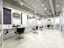 グロウ 北千住(grow)の雰囲気（全席個室♪タブレット完備なので、Netflixや雑誌が見放題です♪）