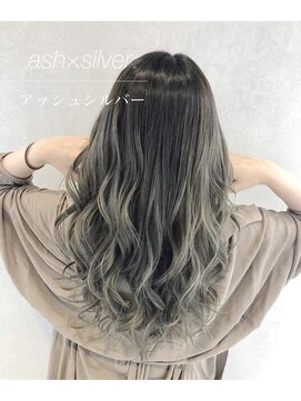 リアラ 渋谷(LIALA) ブリーチ、ダブルカラー、インナーカラー、イヤリングカラー