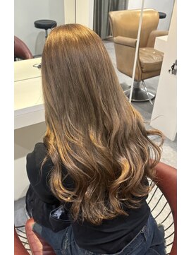 ギグス 栄店(gigs) ことりベージュ/ブラウンカラー/ブリーチ/ハイトーン