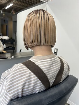 ヴォレ(voler) ハイトーン/ bob/切りっぱなし