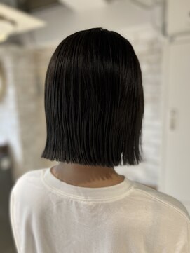 グロウ 恵比寿(grow) 切りっぱなしボブ