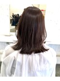 レイヤーカット　ミディアム　ミディアムレイヤー