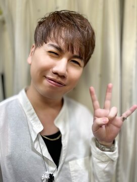 ラベルヴィ(La belle vie) 穏やかマッシュとシナモンベージュ