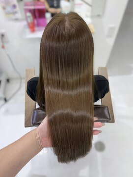 ハピネス 梅田茶屋町店(HAPPINESS) 韓国風/レイヤーカット/顔周り/顔まわり/髪質改善/ベージュ