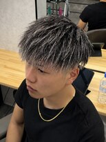 心斎橋 カイ(X)&nbsp;メンズ/ブリーチ/メッシュ/ハイライト/パイルツイスト/カット