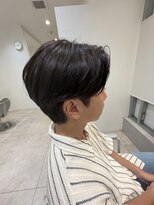 ネリ(NERi)&nbsp;メンズニュアンスパーマ×センターパート