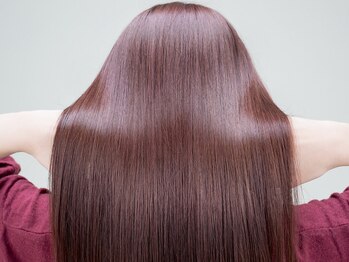 ヘアサロン アウラ(hair salon aura)の写真/【最新技術!髪質改善酸熱トリートメント+カット¥12500★】美髪をデザインし、自分史上最高のうるツヤ髪に♪