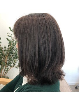 カトオノ ヘアー クリエイト(KATONO HAIR CREATE) 外ハネミディ