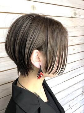 デコヘアー キートス(DECO HAIR kiitos) 耳出しショート