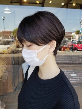 リミックスヴィラ(remix Villa) 耳かけくびれショート