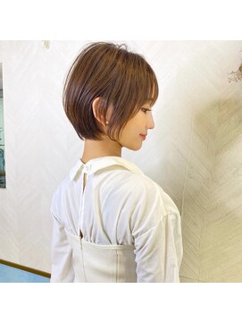 ロンド ストラーダ 心斎橋(Lond strada) ショート×ハイライト白髪ぼかし×シルキーベージュ[心斎橋]